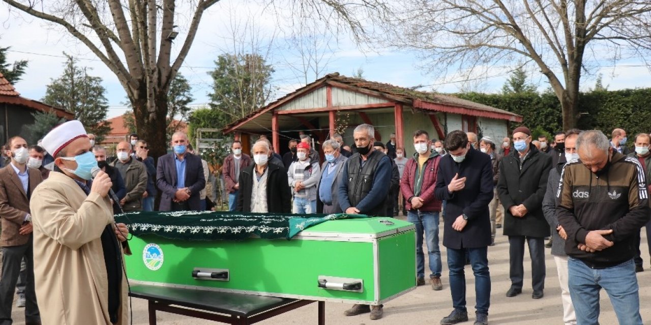 Kocaeli’de Ki Kazada Ölen Sürücü Sakarya’da Toprağa Verildi