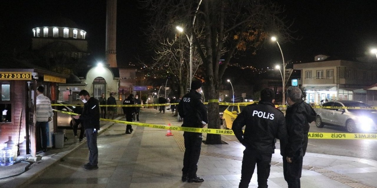 Polis Merkezi Yanında Taksiciyi Silahla Vurup Kaçan Şahıs Yakalandı