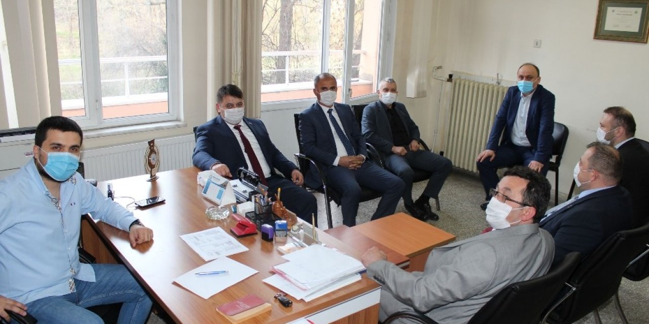 Gmi̇s Yönetim Kurulu’ndan, Amasra’da Madenciye Hayırlı Olsun Ziyareti