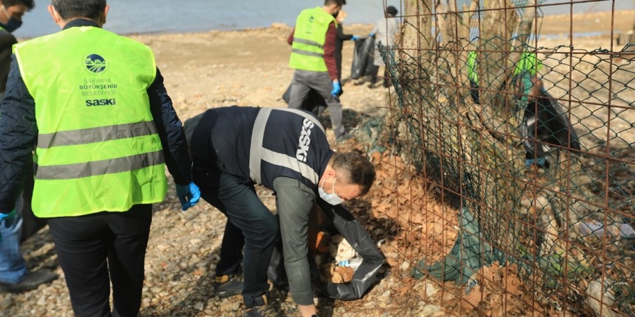 Sapanca Gölü Çevresi Temizlendi