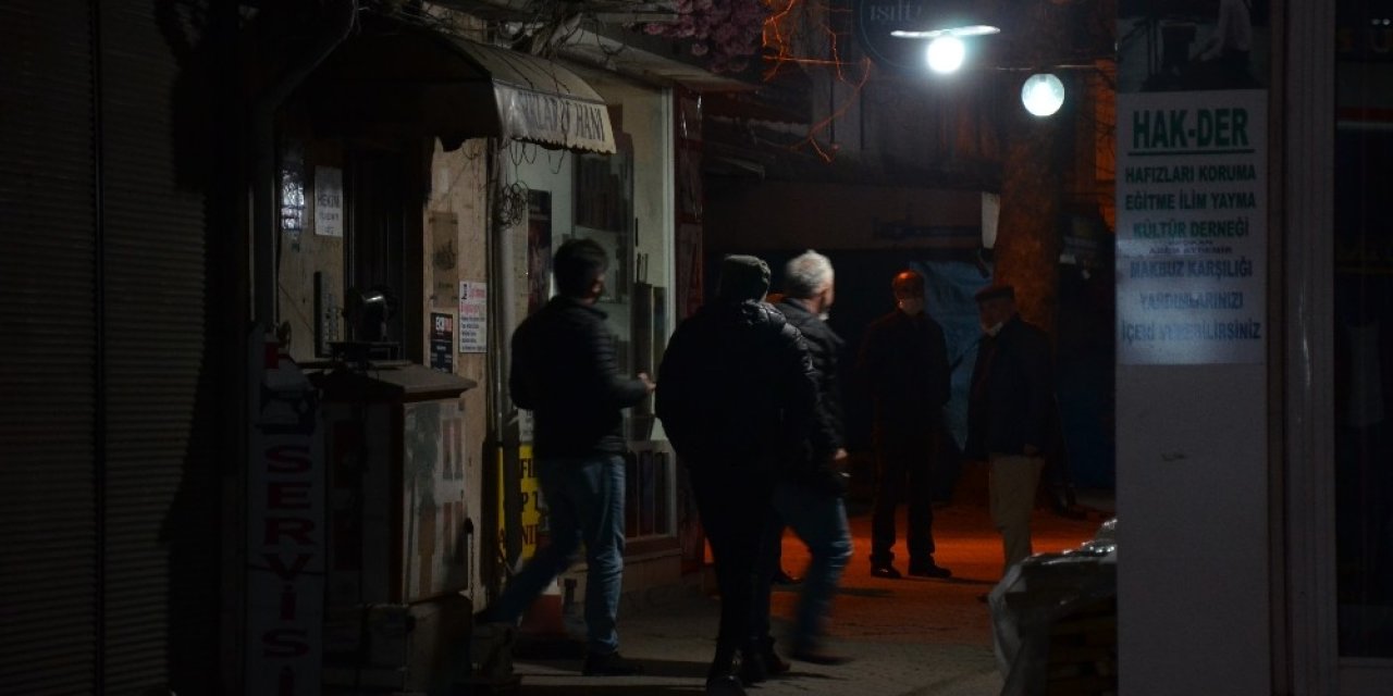 Ordu’da Polisten Kumar Baskını: 9 Kişiye Sosyal Mesafe Cezası