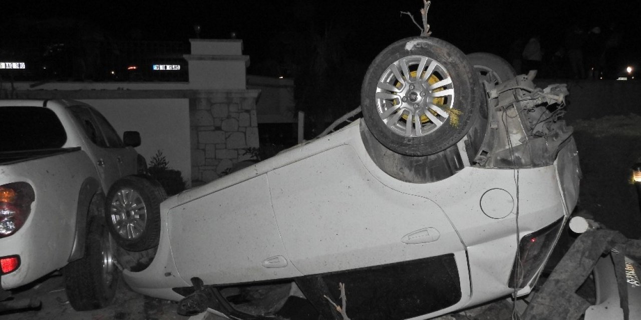 İ̇zmir’de Hortum Faciası: Evlerin Çatıları Uçtu, Arabalar Ters Döndü, Tekneler Alabora Oldu