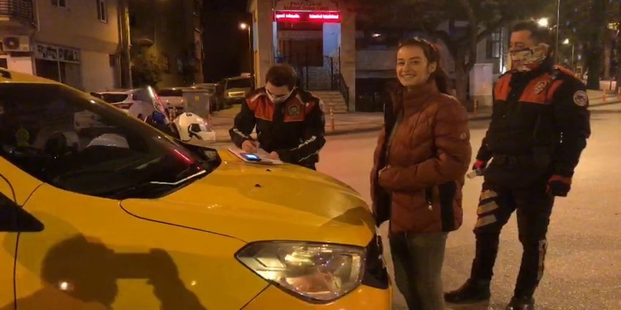 Cezayı Yedi, Kahkahayı Bastı