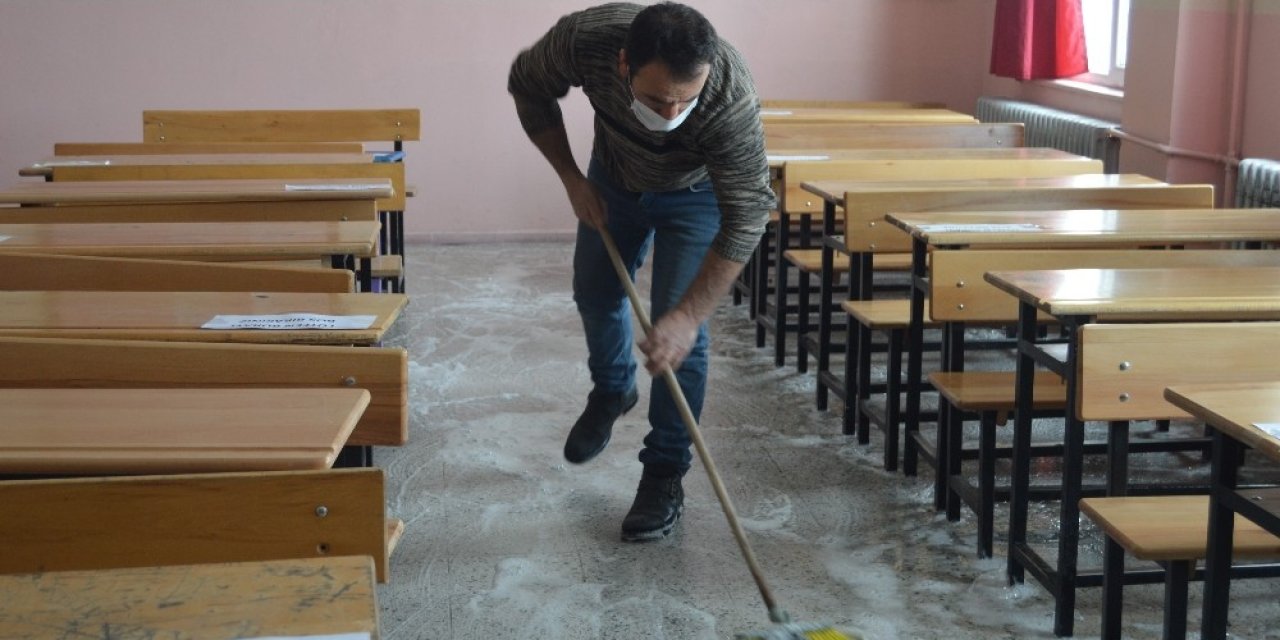 Ağrı’da Köy Okulları Yüz Yüze Eğitime Hazır