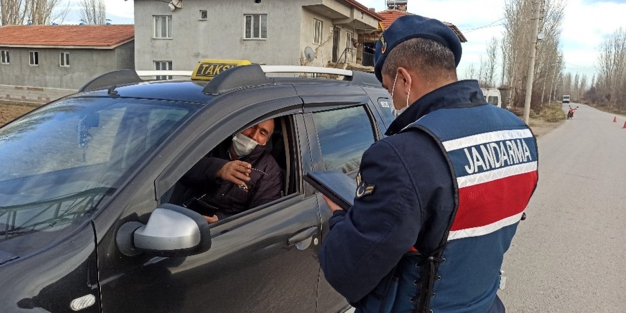 Şuhut’ta Jandarmadan Trafik Denetimi