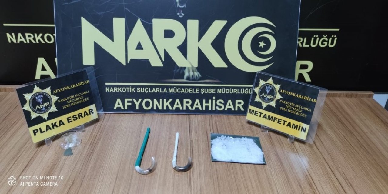 Şüphe Üzerine Durdurulan Araçlarda Uyuşturucu Ele Geçirildi