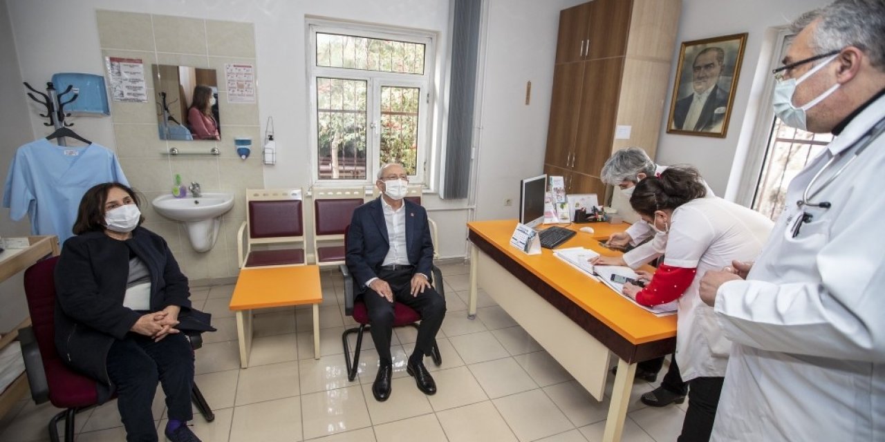 Chp Genel Başkanı Kılıçdaroğlu Covid-19 Aşısı Oldu