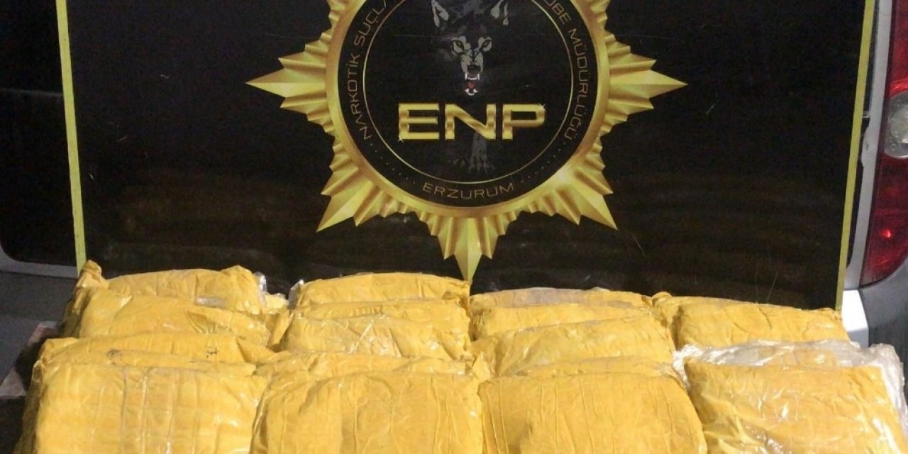 Erzurum’da Üç Farklı Araçta Toplamda 56 Kilo 450 Gram Uyuşturucu Ele Geçirildi