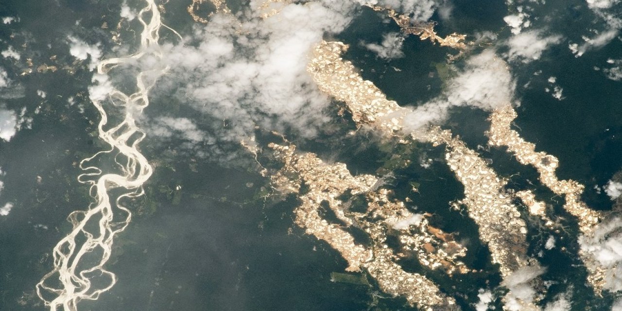 Nasa Yayınladığı Fotoğraflarla Amazon’un "altın Nehirlerini" Ortaya Çıkardı