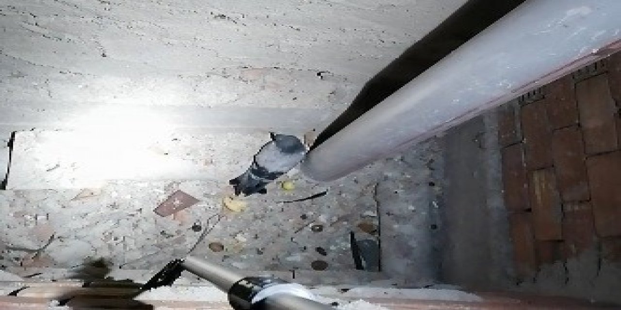 Havalandırma Boşluğuna Düşen Güvercini İtfaiye Kurtardı