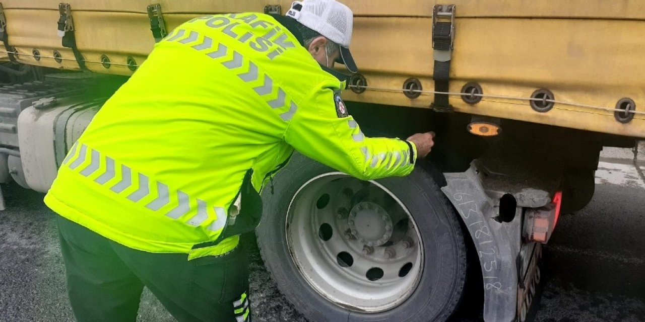 Kar Yağışı Öncesi Araçlarda Kış Lastiği Ve Zincir Denetimi
