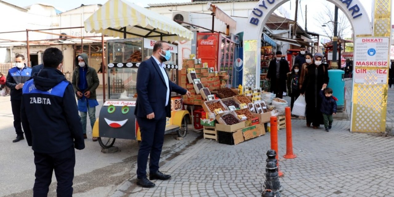 Van Büyükşehir Zabıtasından Kaldırım İşgali Denetimi