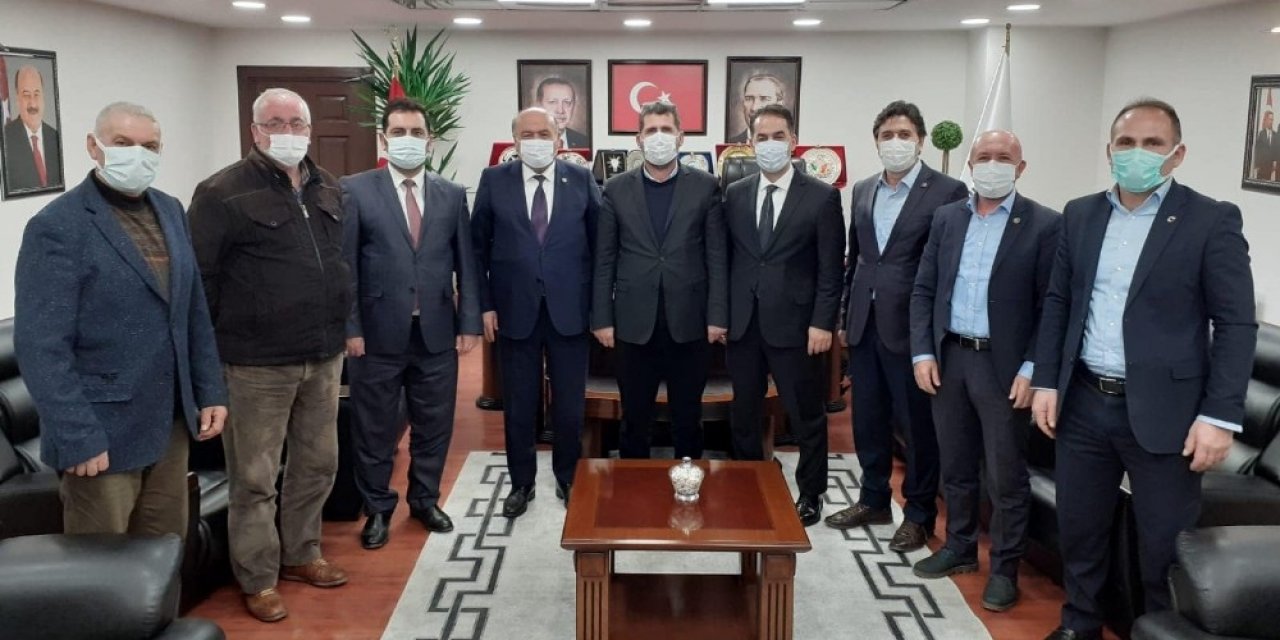 Ak Parti’den Esnaf Ve Stk Ziyareti