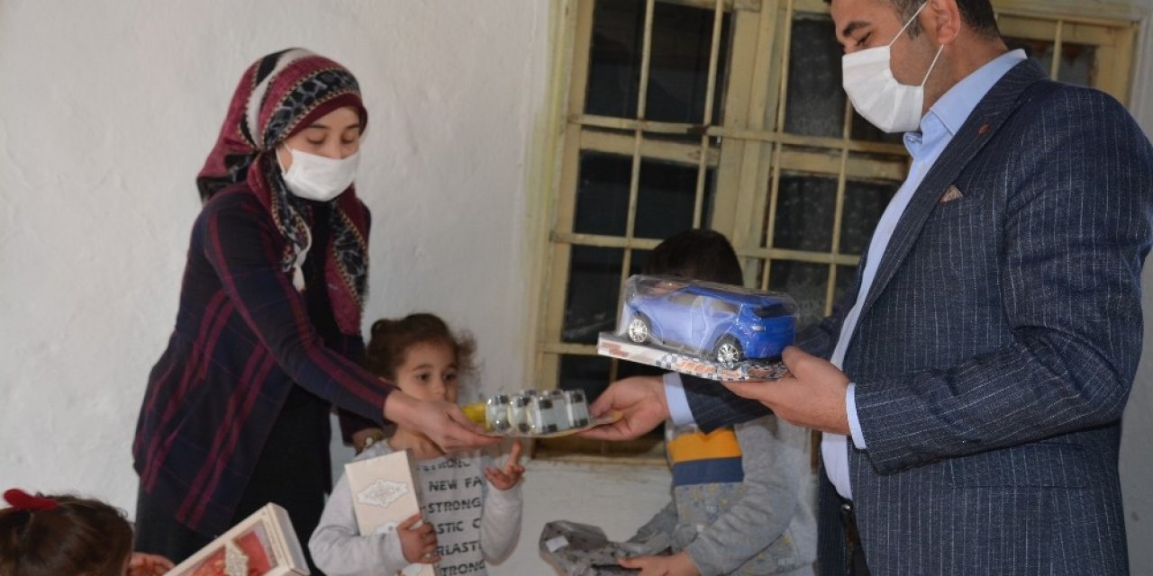 Hakkari Valiliği Sevindirmeye Devam Ediyor