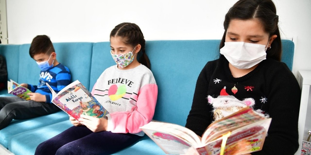 Mamak Belediyesi’nden Miniklere Kitap Okuma Etkinliği