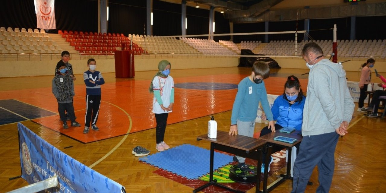 55 Öğrenci Spora Yönlendirme Testinden Geçirildi