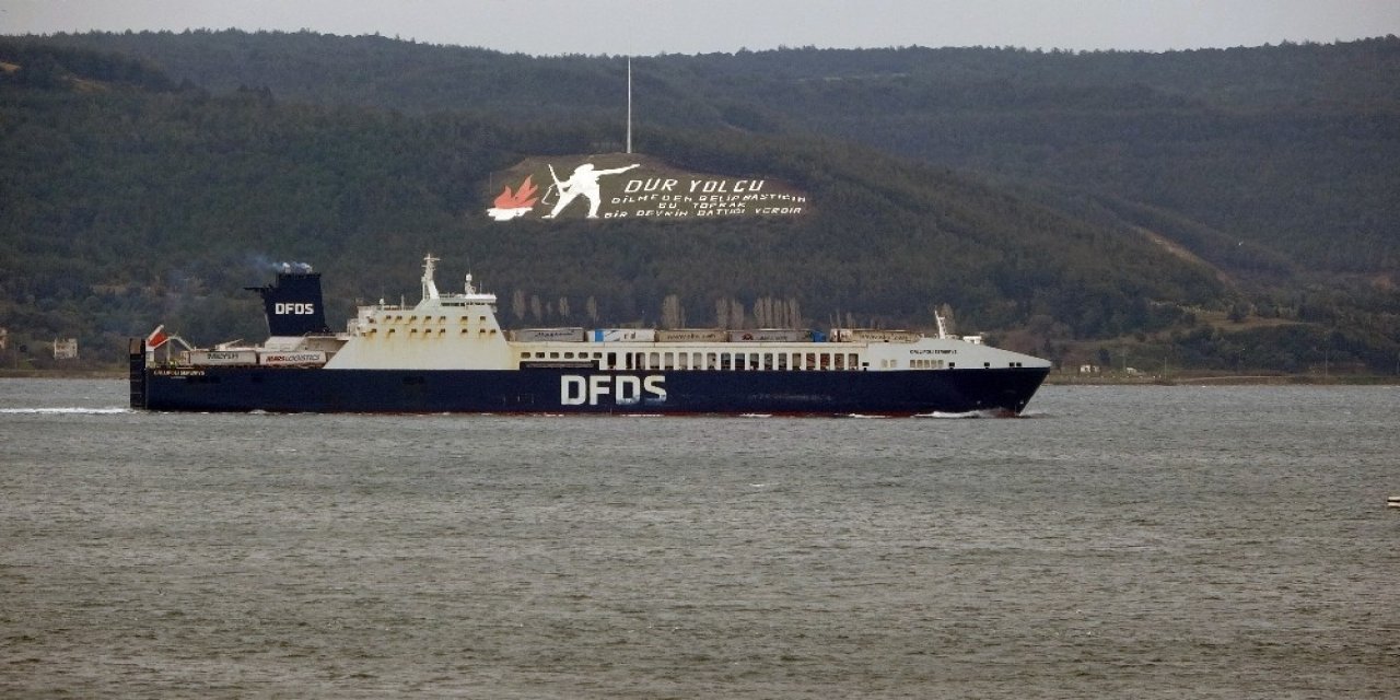 Çanakkale’de Yanan "gallipoli Seaways" İsimli Ro-ro Gemisi, İ̇stanbul’a Dönüyor