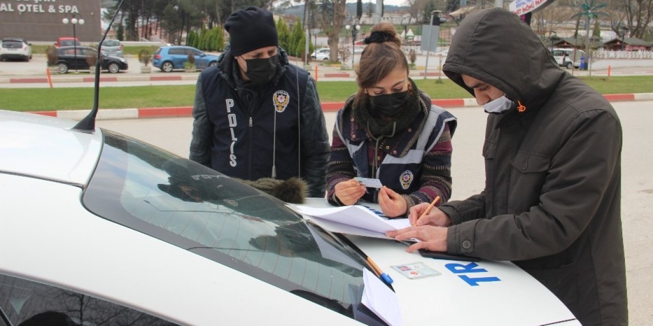 Çan’da Sokağa Çıkma Kısıtlamalarında Trafik Denetimleri