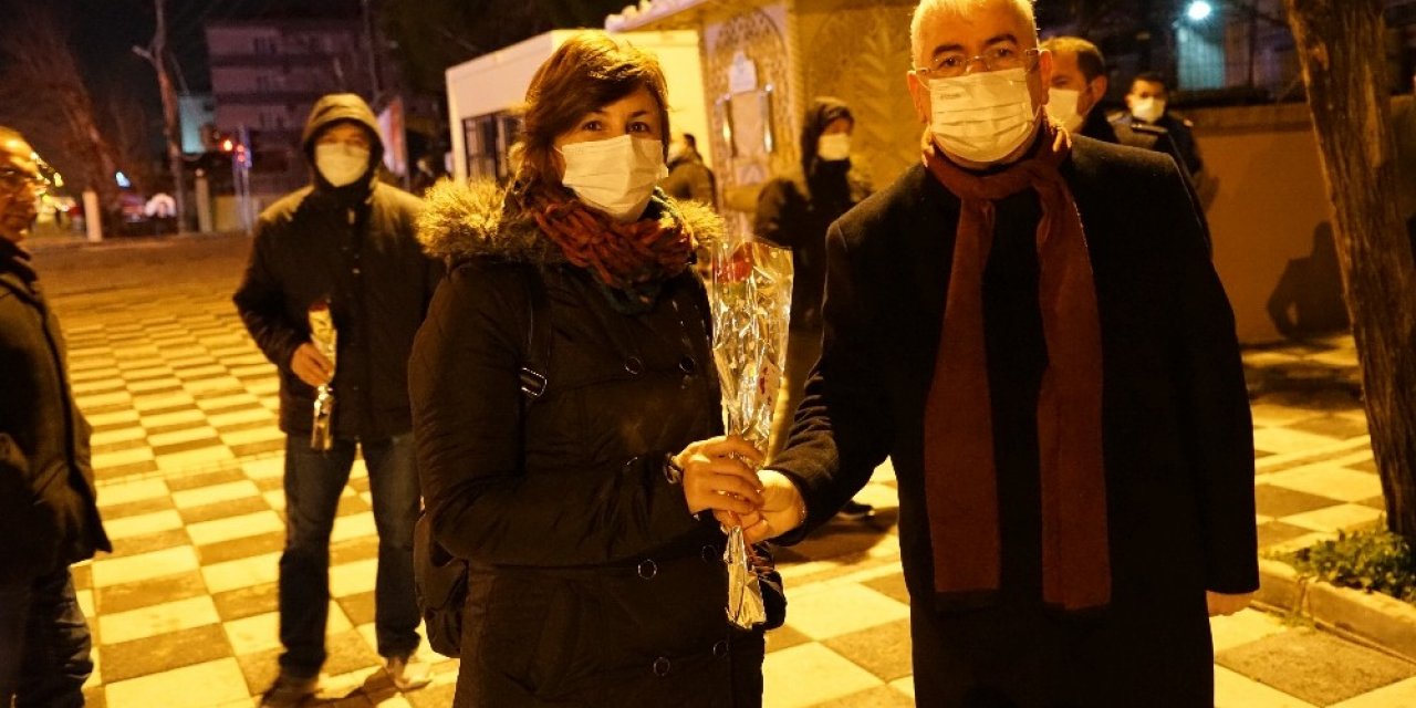 Korona Virüsü Yenerek Yeniden Görevine Başlayan Belediye Başkanı: “bu Dönemde Önceliği Hastalara Vereceğim”