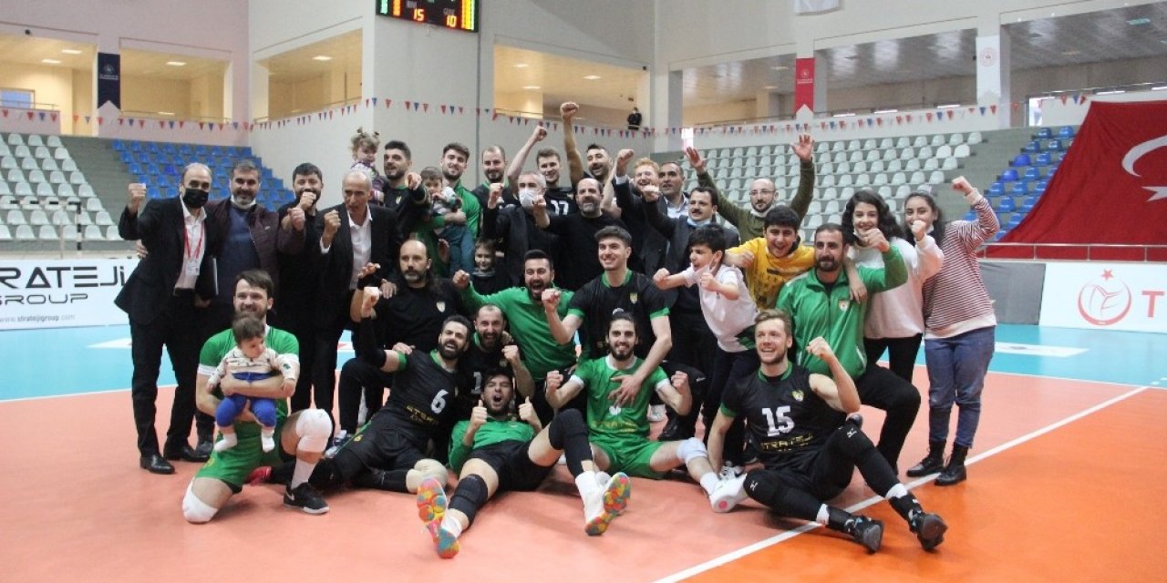 Efeler Ligi: Bingöl Solhanspor: 3 - Sorgun Belediye: 2