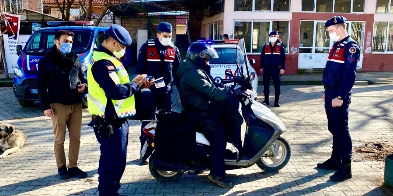 İ̇zmir’de Jandarmadan Huzur Ve Güven Uygulaması