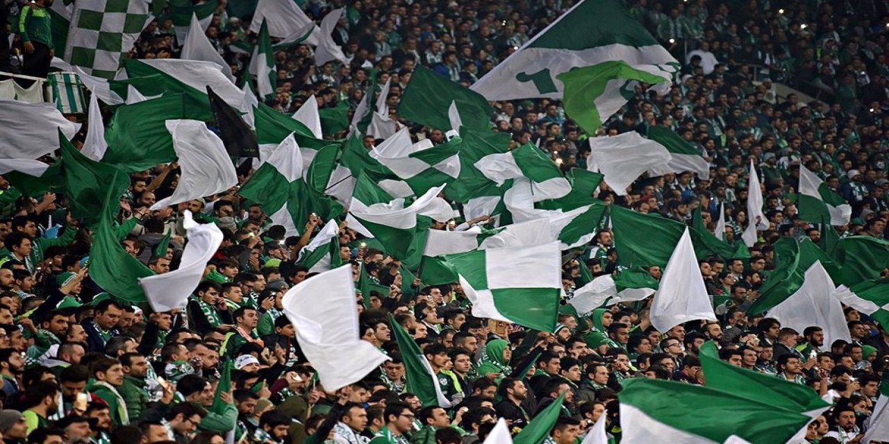 Bursaspor’dan Taraftarına Sevgililer Günü Mesajı