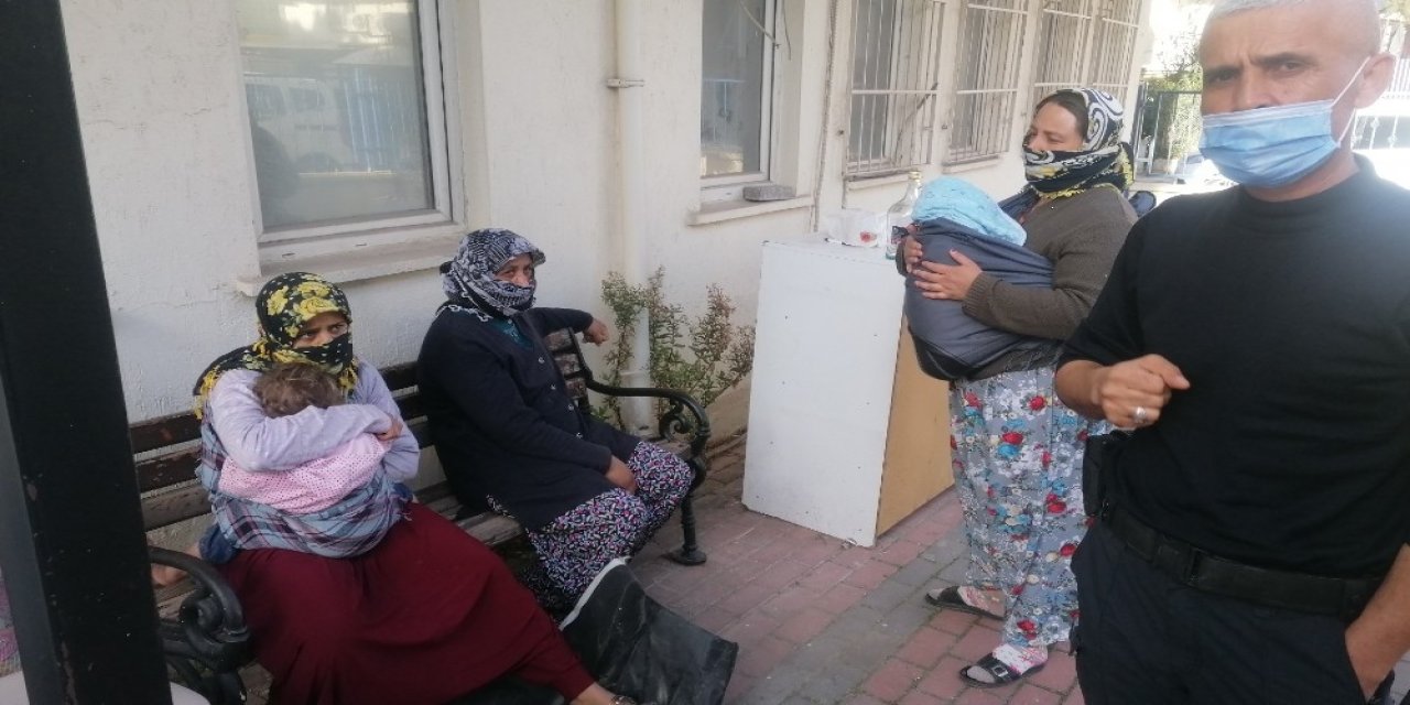 Kucaklarında Bebekle Polise Yakalanan Dilencilere 16 Bin Lira Ceza