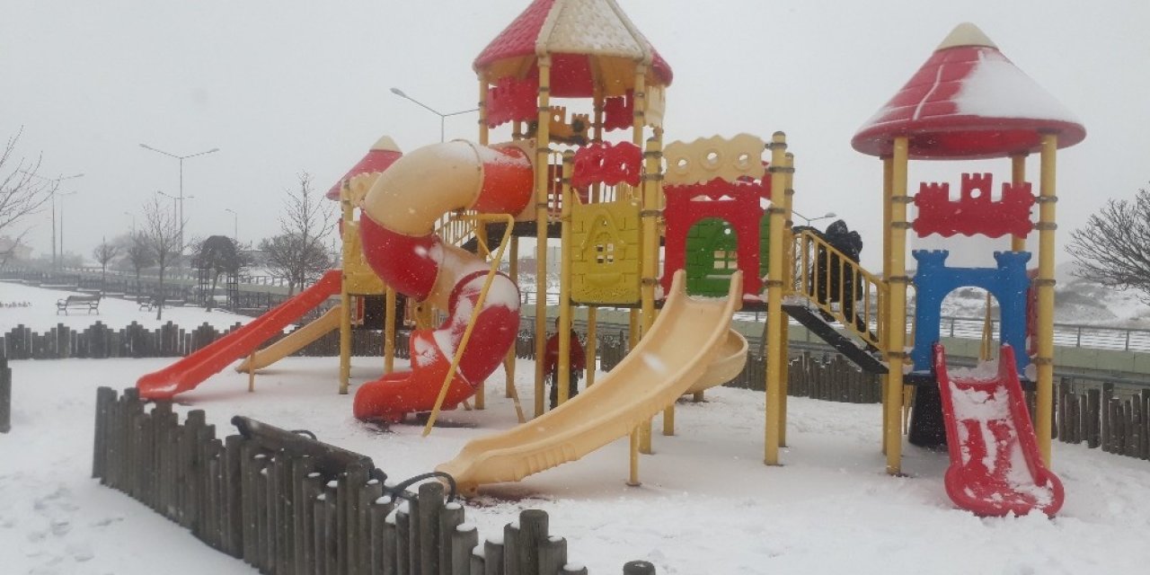 Başakşehir’de Karın Tadını Çocuklar Çıkardı