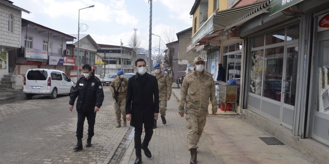 Beytüşşebap Kaymakamı Uğuz, Korona Denetimlerine Katıldı