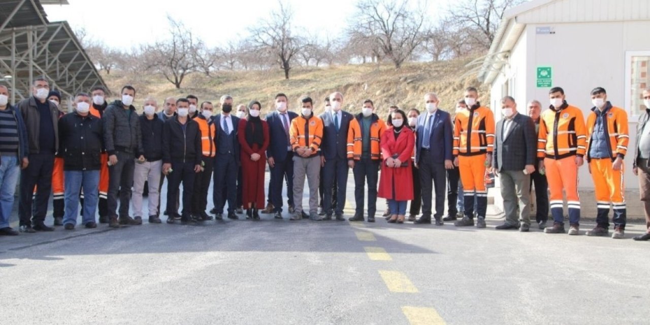 Şehit Ve Gazi Ailelerinden Temizlik Personellerine Teşekkür Ziyareti