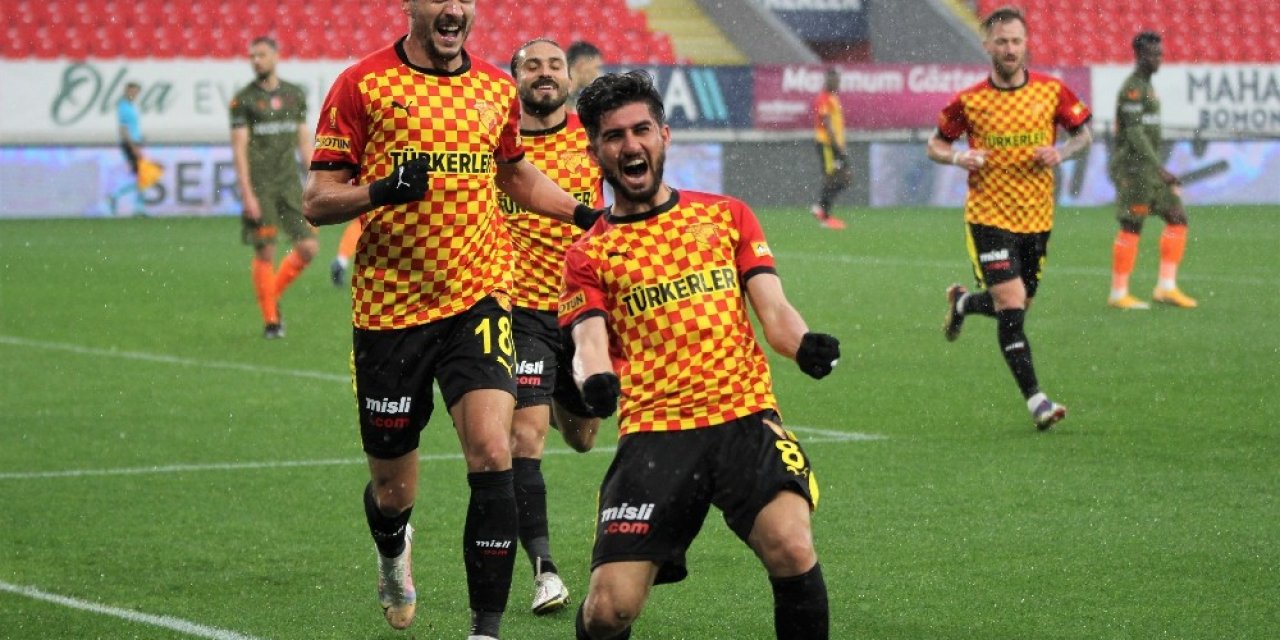 Süper Lig: Göztepe: 1 - Medipol Başakşehir: 0 (i̇lk Yarı)