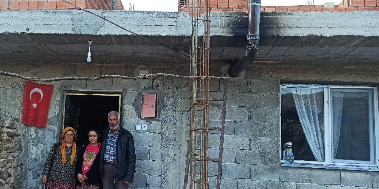 Aksu Ailesi Yeni Evine Kavuştu