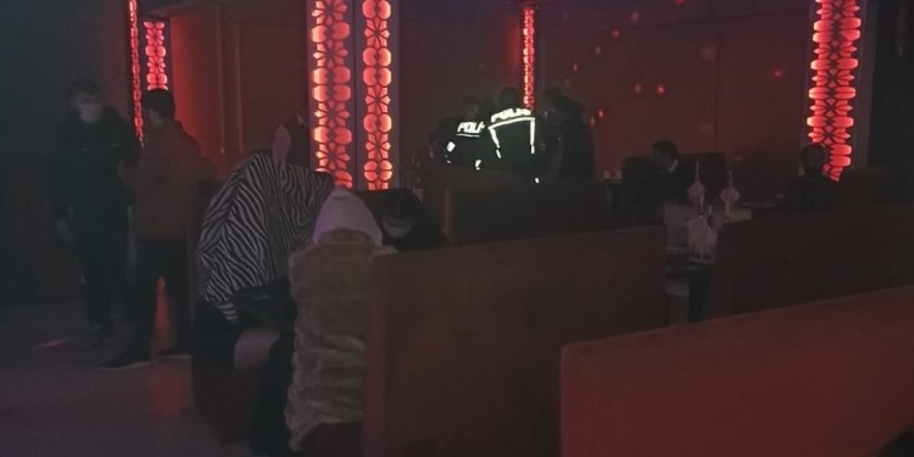 Ruhsatsız Eğlence Mekanları Mühürlendi, 64 Kişiye İşlem Yapıldı