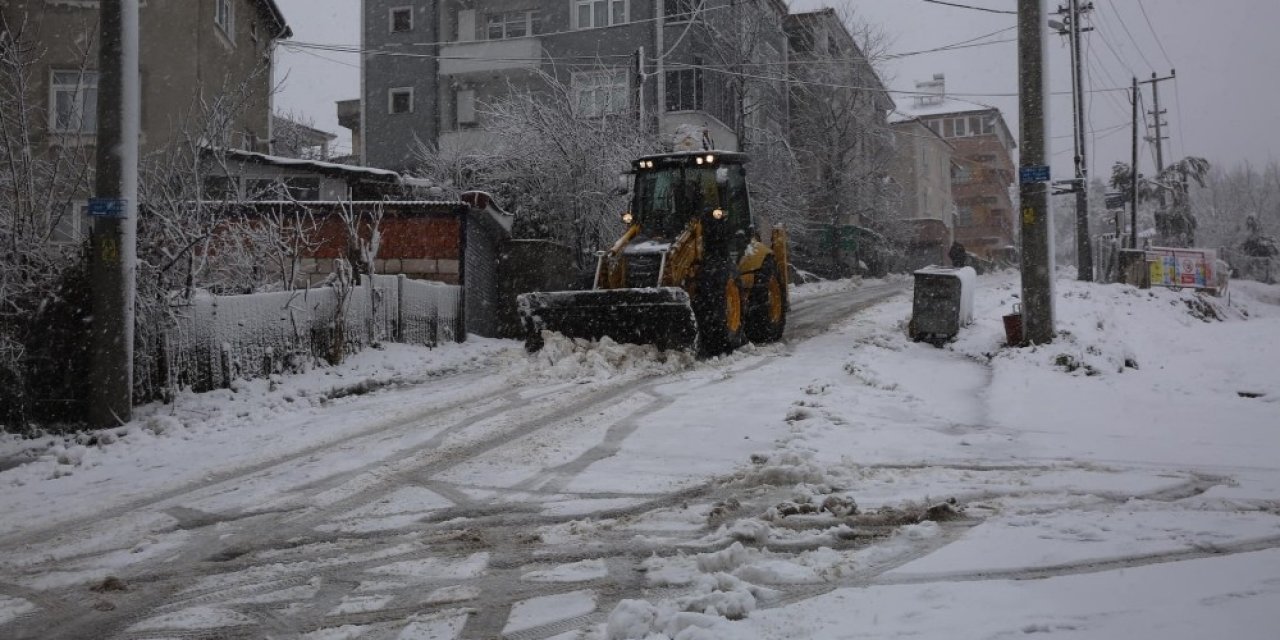 Bartın’da Kar Yağışı Etkili Oluyor