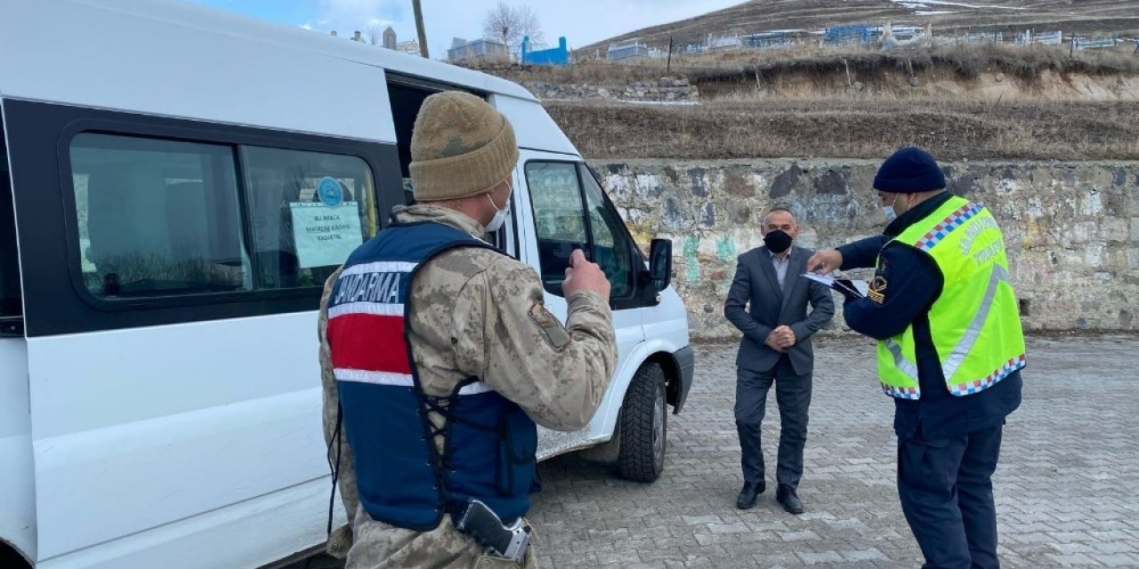 Jandarma Açılan Okullarda Önlemleri Arttırdı