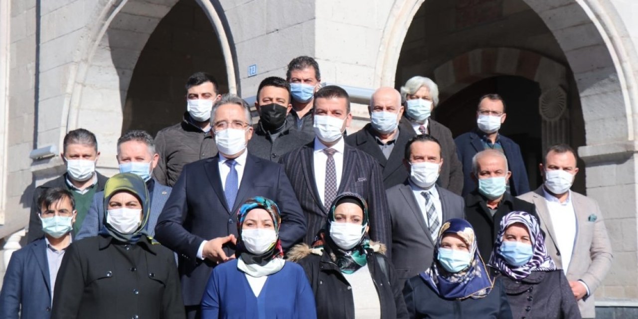Ak Parti Ürgüp Heyeti, Nevşehir Belediye Başkanı Mehmet Savran’ı Ziyaret Etti