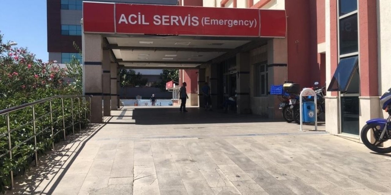 Jandarmanın Güvenlik Kamerasını Kontrol Ederken Yere Düşen Şahıs Yaralandı