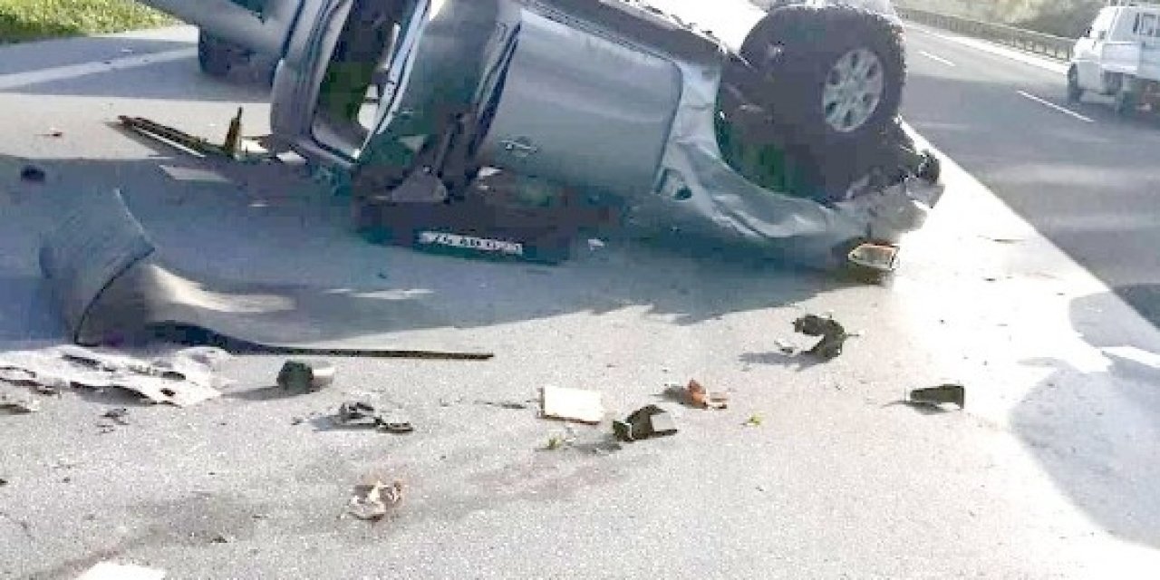 Tarsus’ta Trafik Kazası: 2 Yaralı