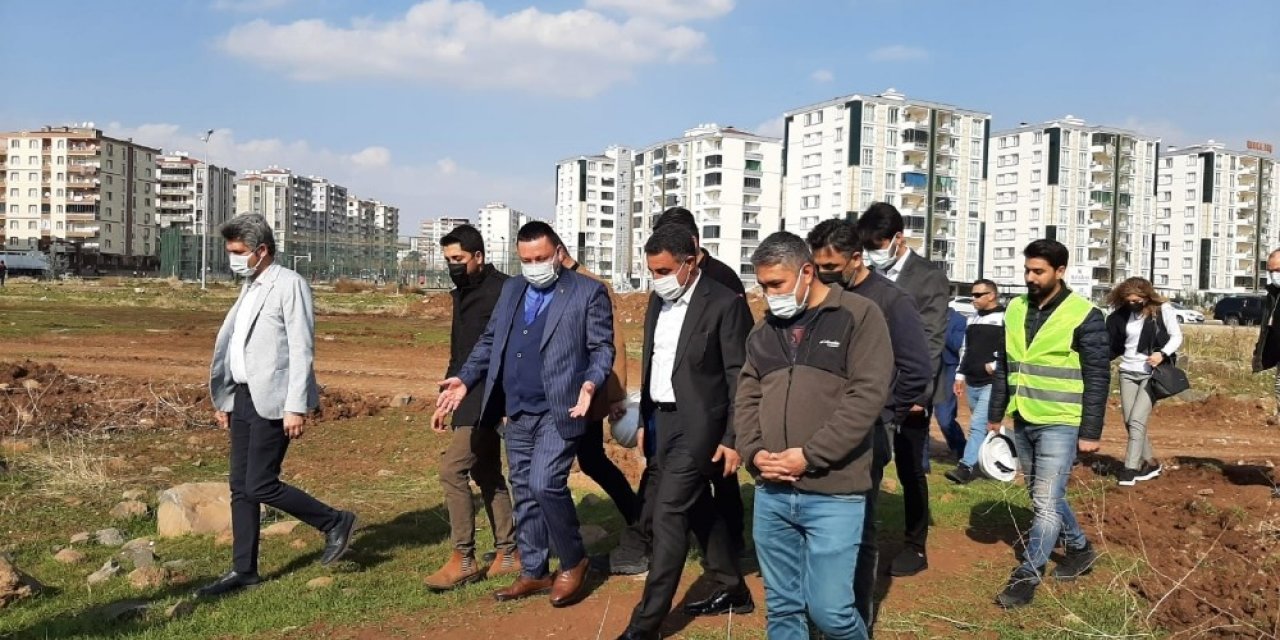 Diyarbakır’ın Yeni Oksijen Deposu Bağlar Millet Bahçesinin Yapımına Başlandı