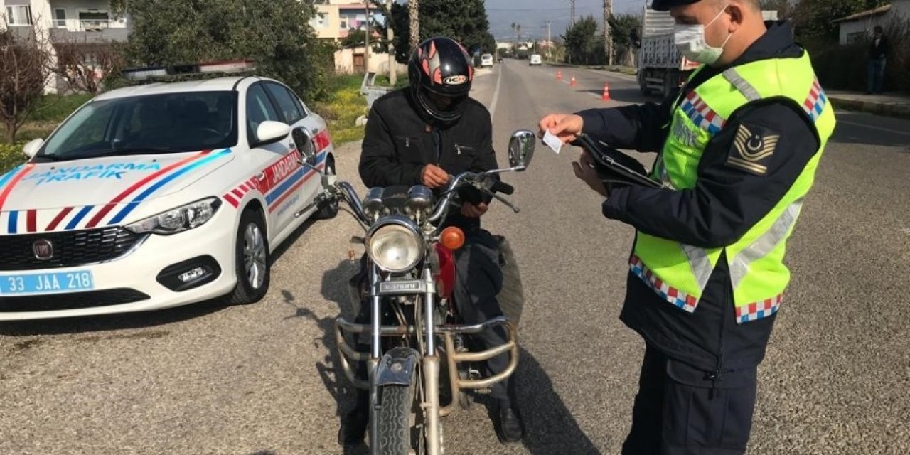 Mersin’de Kural İhlali Yapan Sürücülere Ceza Yağdı