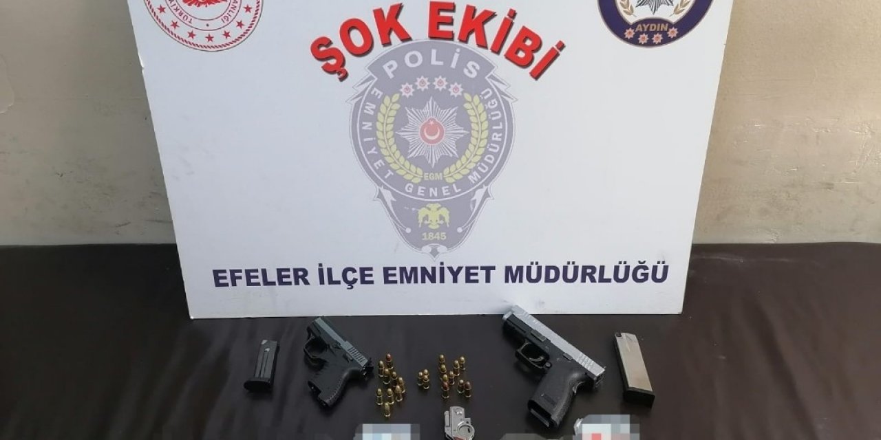 Şüphe Üzerine Durdurulan Araçtan Cephanelik Çıktı