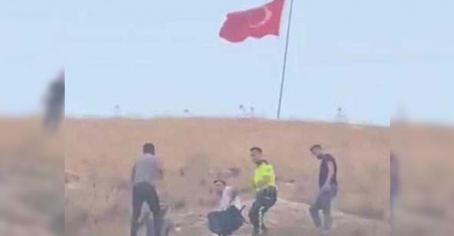 Şanlıurfa'da Türk bayrağını indirmeye çalışınca ortalık karıştı, ilçe ayağa kalktı