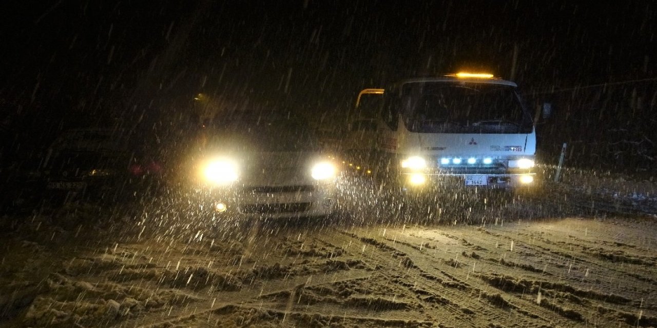 Ordu’da Şiddetli Kar Yağışı Hayatı Olumsuz Etkiledi