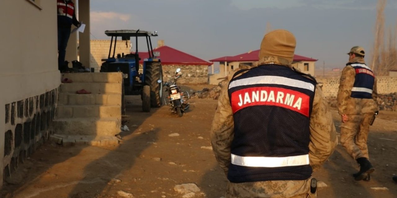 Iğdır’da Jandarmadan Terör Operasyonu: 10 Gözaltı