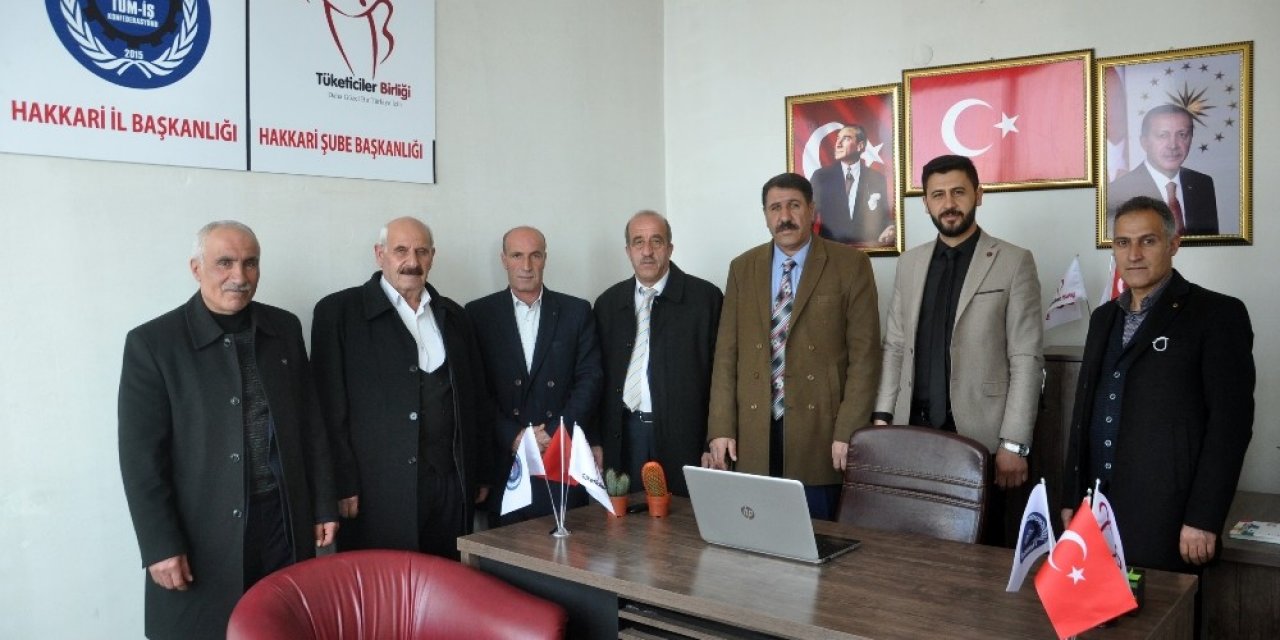 Başkan Geçirgen Muhtarla Bir Araya Geldi