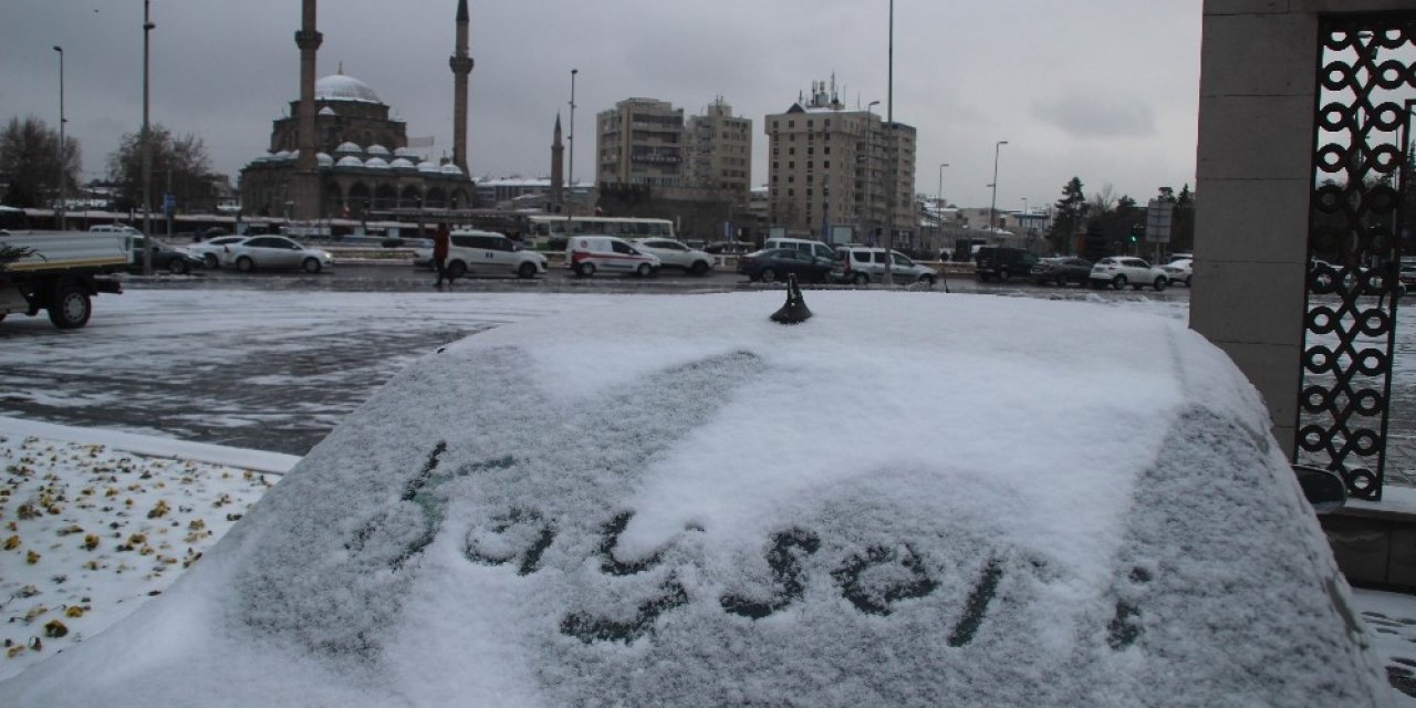 Kayseri Beyaza Büründü