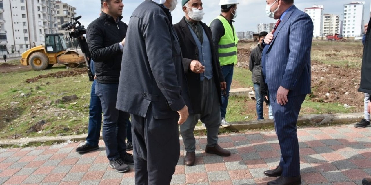 Başkan Beyoğlu, Yapımına Başlanan Millet Bahçesinde İncelemelerde Bulundu