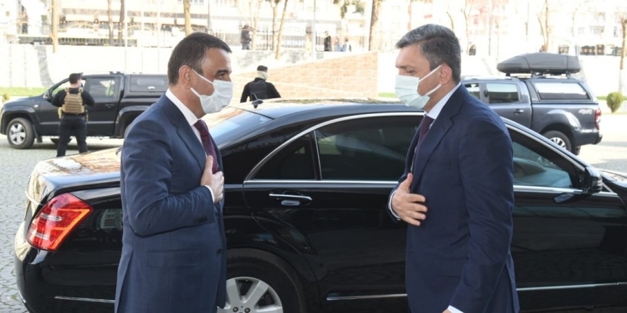 Siirt Valisi Hacıbektaşoğlu, Batman Valisi Şahin’e Nezaket Ziyaretinde Bulundu