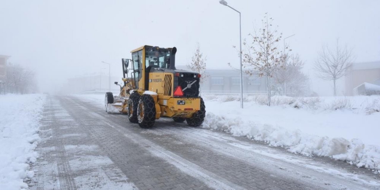 Çorum’da 591 Köy Yolu Ulaşıma Kapandı