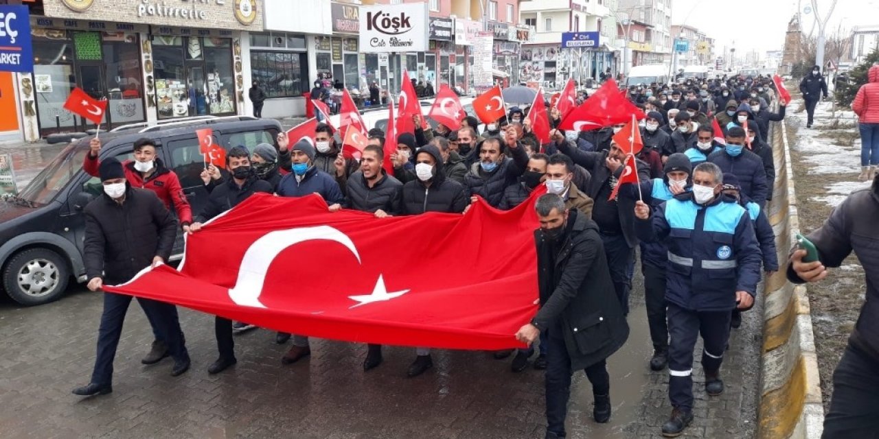 Çaldıran’da Terör Örgütü Pkk’ya Tepki Yürüyüşü